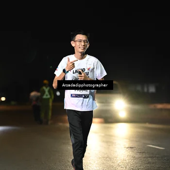Runner Photo 7678491