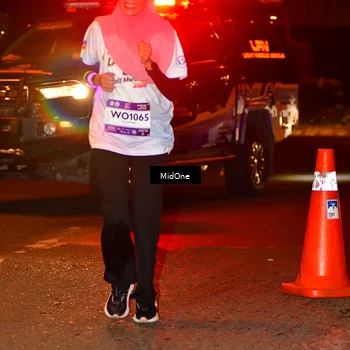 Runner Photo 7678499