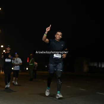 Runner Photo 7678511