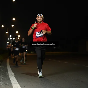 Runner Photo 7678529