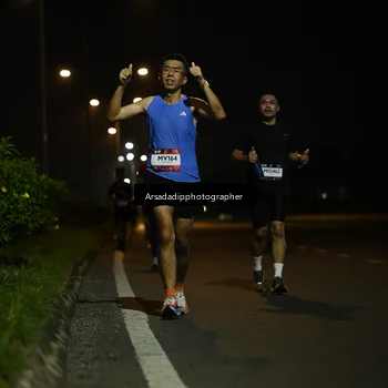Runner Photo 7678531