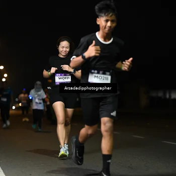 Runner Photo 7678534