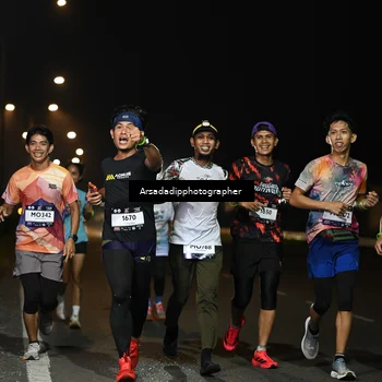 Runner Photo 7678539