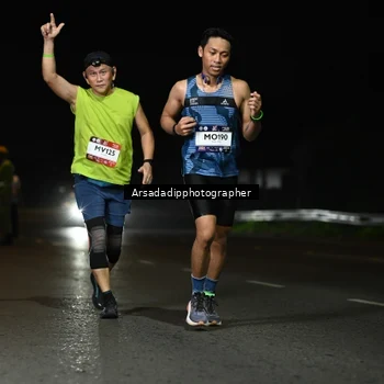 Runner Photo 7678547