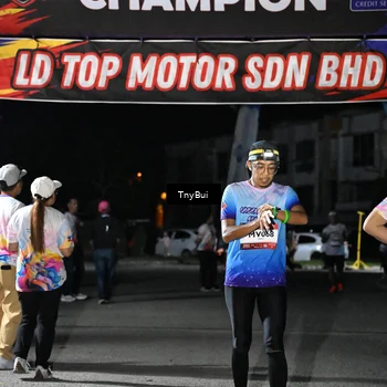 Runner Photo 7678563