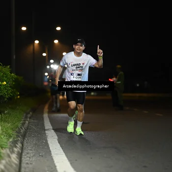 Runner Photo 7678567