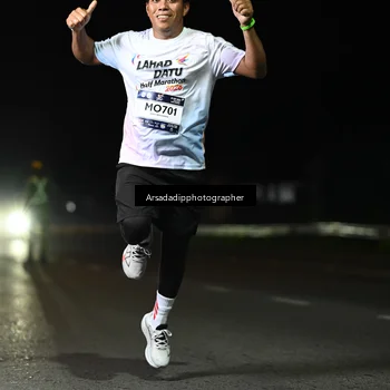 Runner Photo 7678573