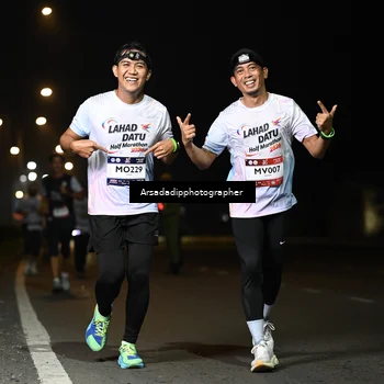 Runner Photo 7678575