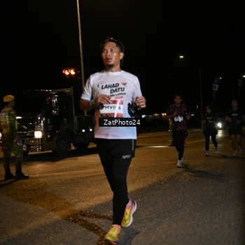 Runner Photo 7678577
