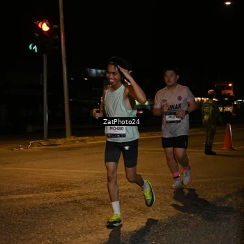 Runner Photo 7678587