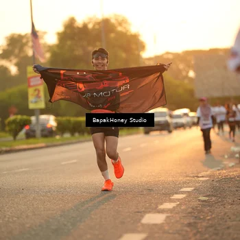 Runner Photo 7678605