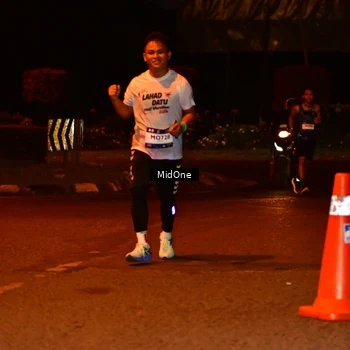 Runner Photo 7678609