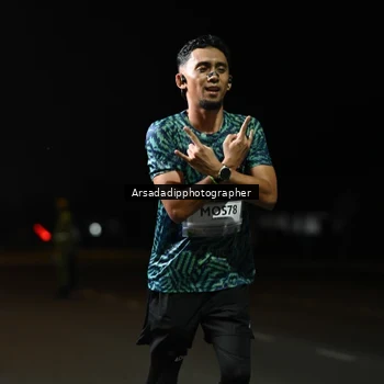 Runner Photo 7678621