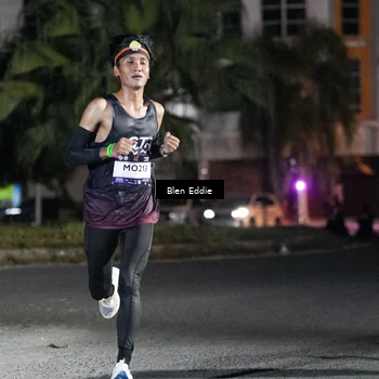 Runner Photo 7678636