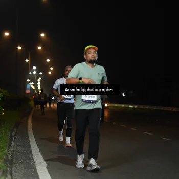 Runner Photo 7678644