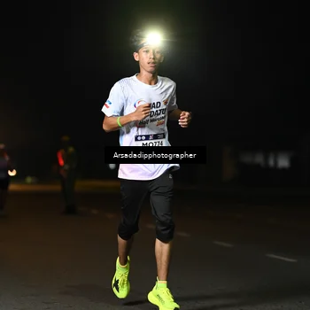 Runner Photo 7678656