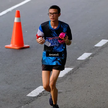 Runner Photo 7678663