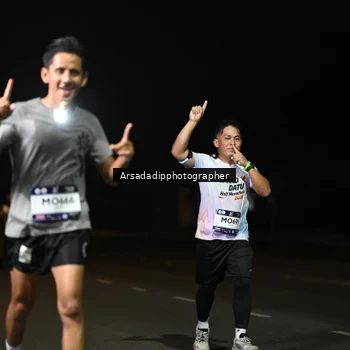Runner Photo 7678670