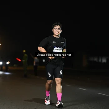 Runner Photo 7678678