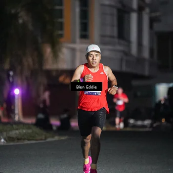 Runner Photo 7678684