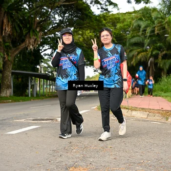 Runner Photo 7678689