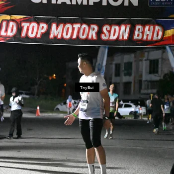 Runner Photo 7678696