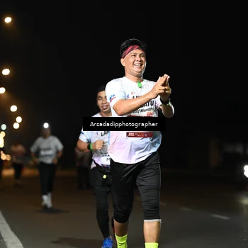 Runner Photo 7678702