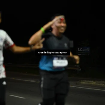 Runner Photo 7678704