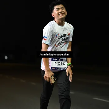 Runner Photo 7678708