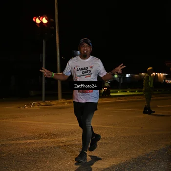 Runner Photo 7678746