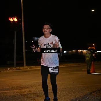 Runner Photo 7678747
