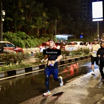 Runner Photo 7678756