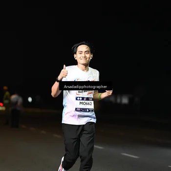 Runner Photo 7678779