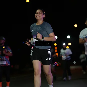 Runner Photo 7678786