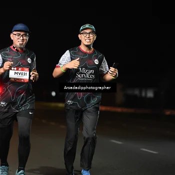 Runner Photo 7678803