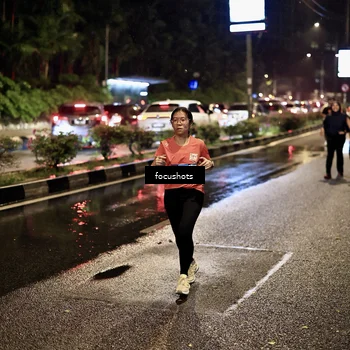 Runner Photo 7678814
