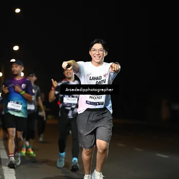 Runner Photo 7678837