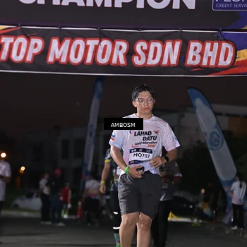Runner Photo 7678843