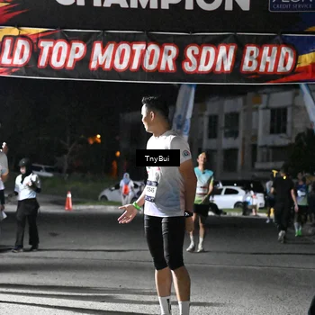 Runner Photo 7678877