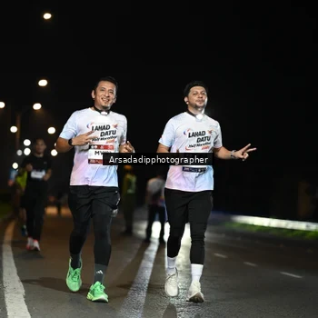 Runner Photo 7678881