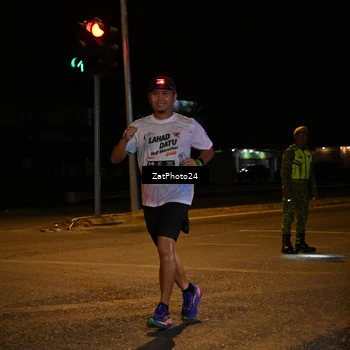 Runner Photo 7678884