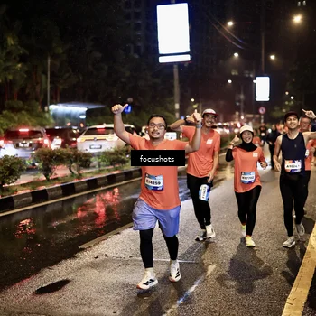 Runner Photo 7678898