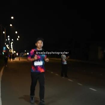 Runner Photo 7678899