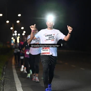 Runner Photo 7678906