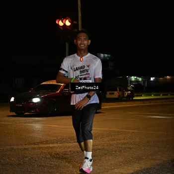 Runner Photo 7678920