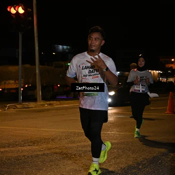 Runner Photo 7678923