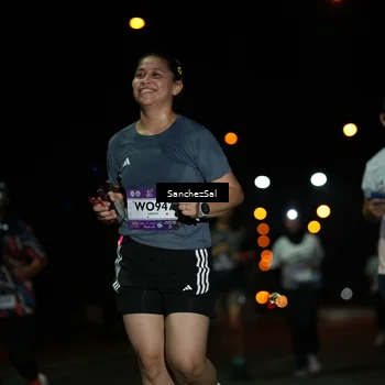 Runner Photo 7678930