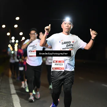 Runner Photo 7678936