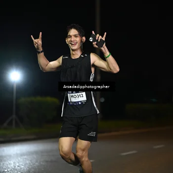 Runner Photo 7678940