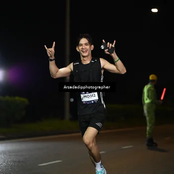 Runner Photo 7678950